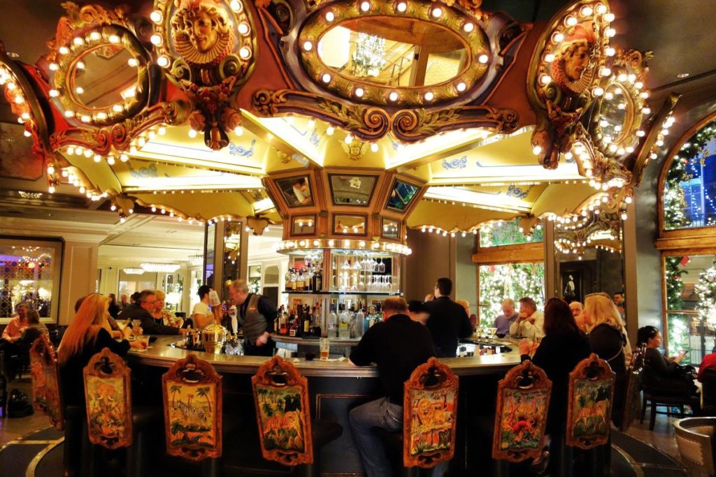 The World's Best Bars Carousel Bar & Lounge