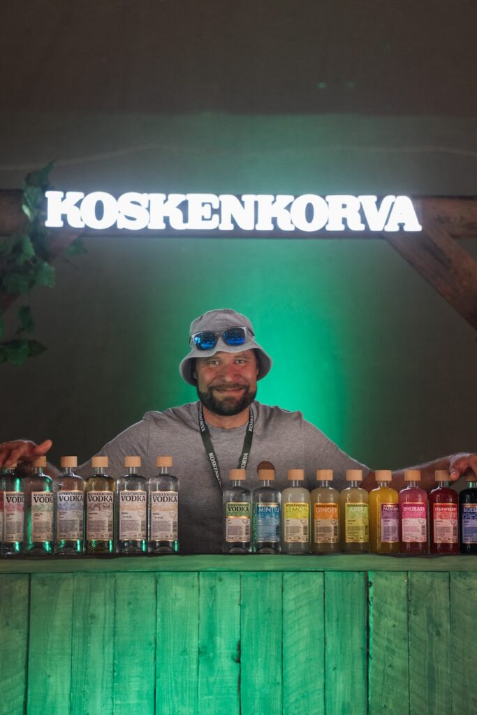 Mikael Karttunen KOSKENKORVA