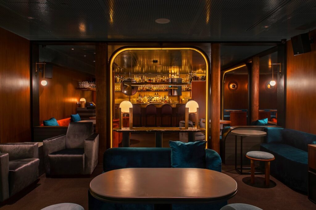 Best Bars in Southeast Asia Jigger and pony