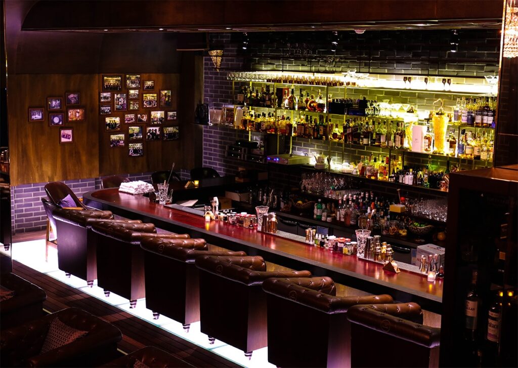 Best Bars in Southeast Asia Le Chamber