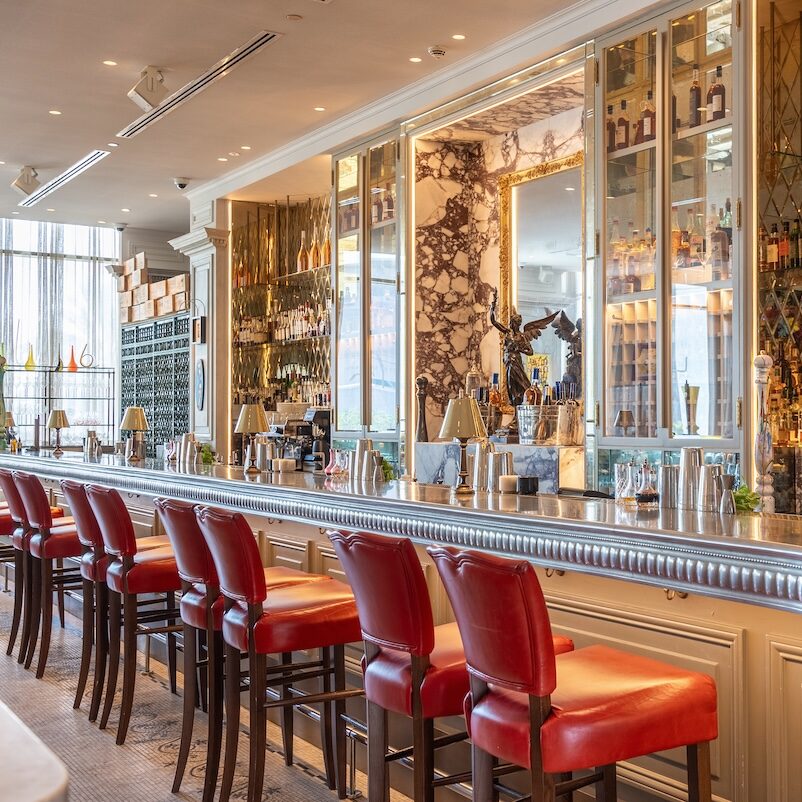 Top 10 Bars in Dubai 2025 LPM interior
