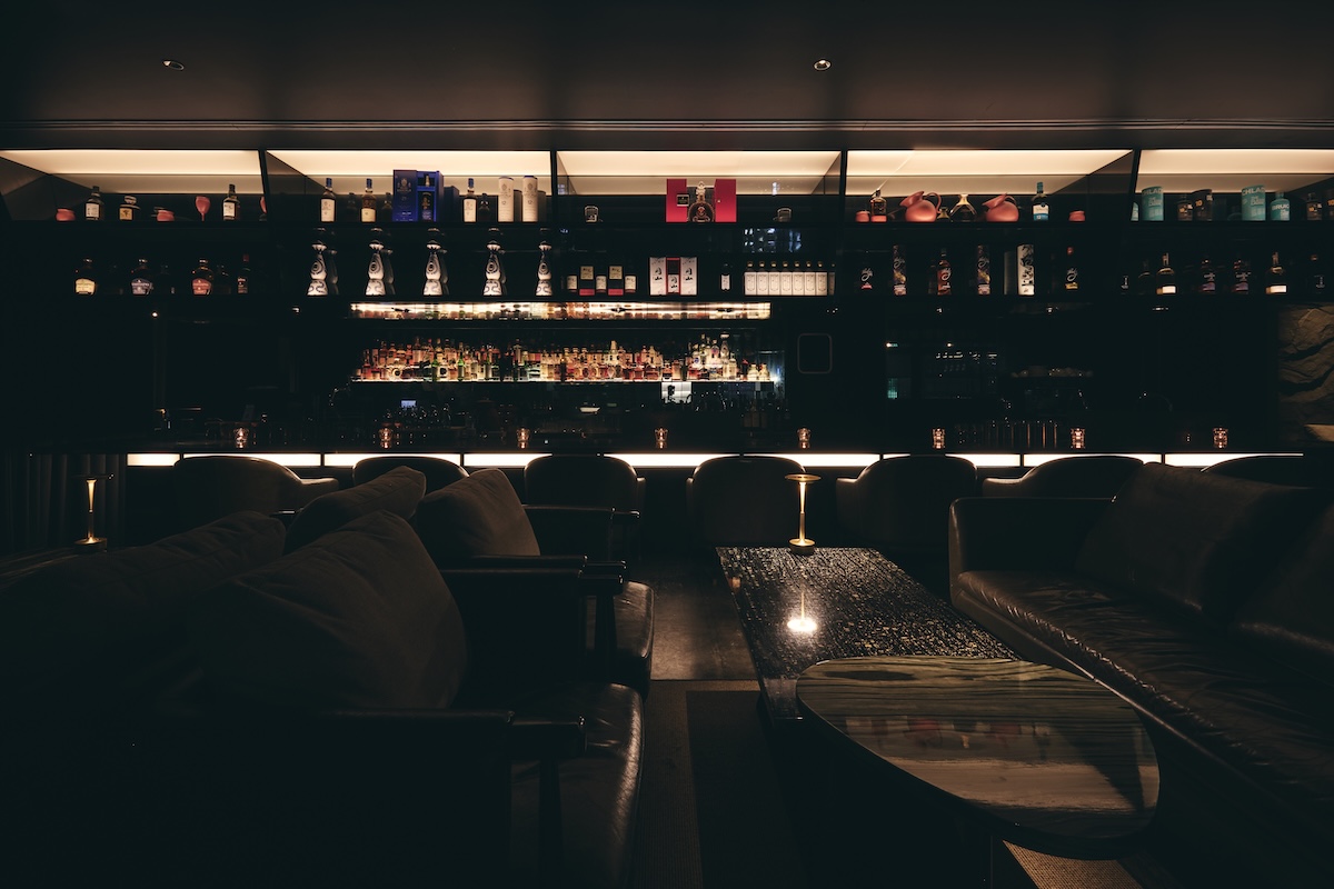 THE GREY ROOM Brings Spice-Driven Mixology to Ginza Interior